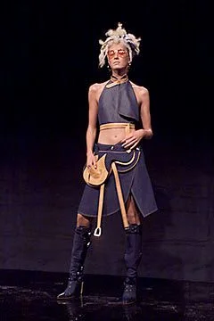 Look 18
